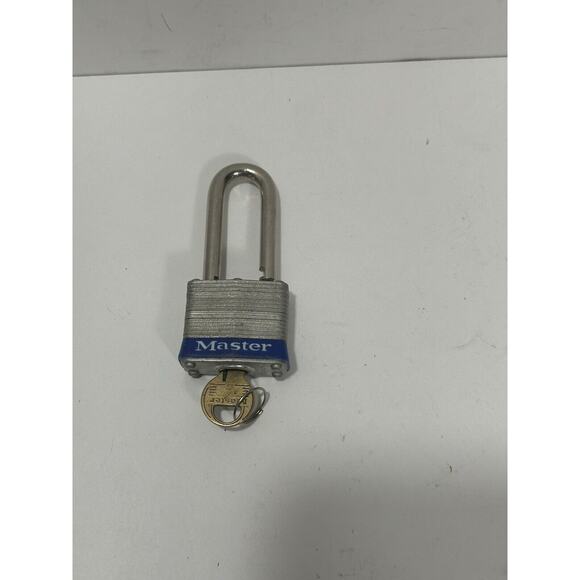 Master Lock No 3 Long Shackle Laminated Steel Level One Key Used - Picture 1 of 6